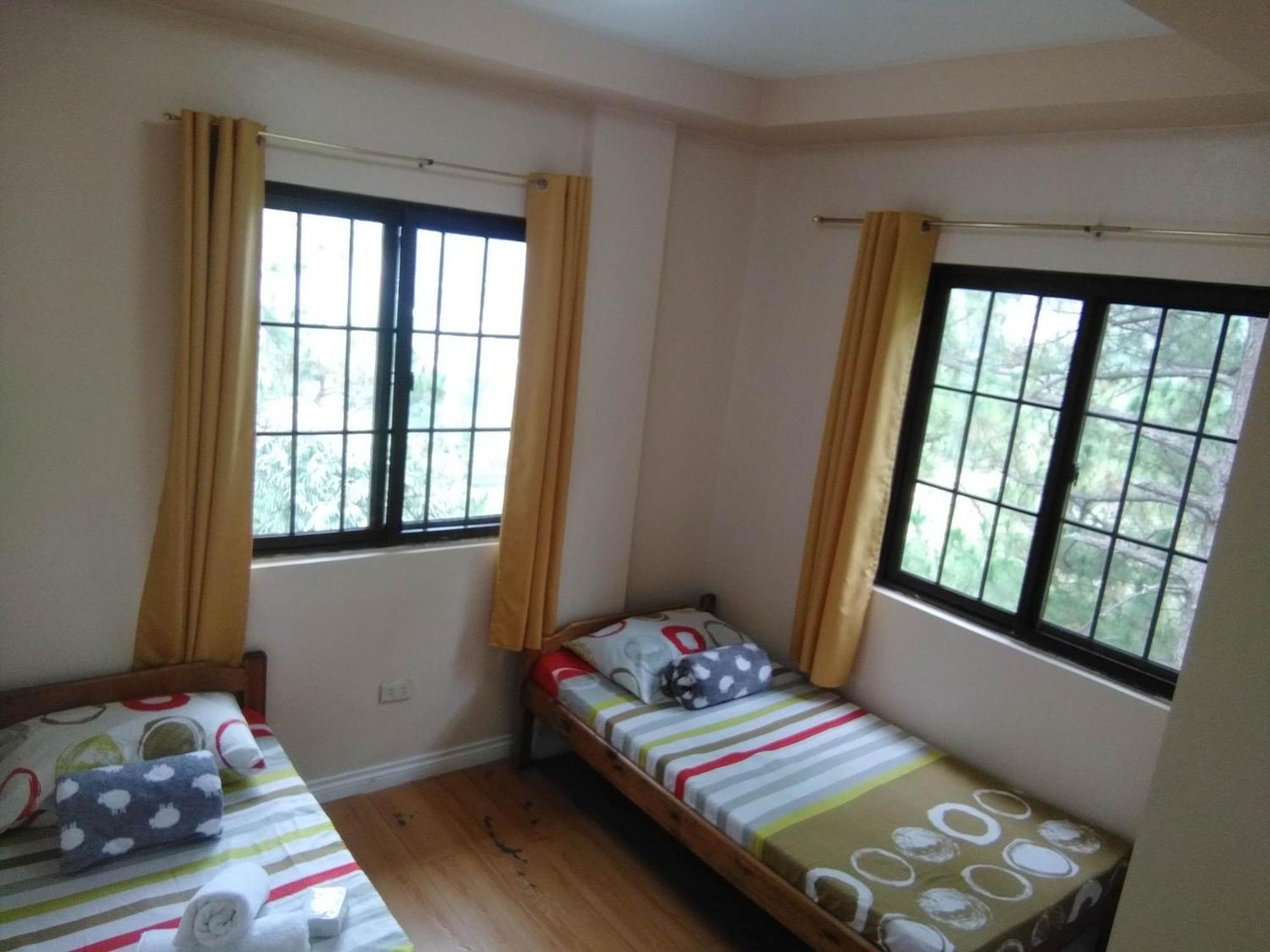 ホテル Koinonia Retreat Center バギオ 部屋 写真